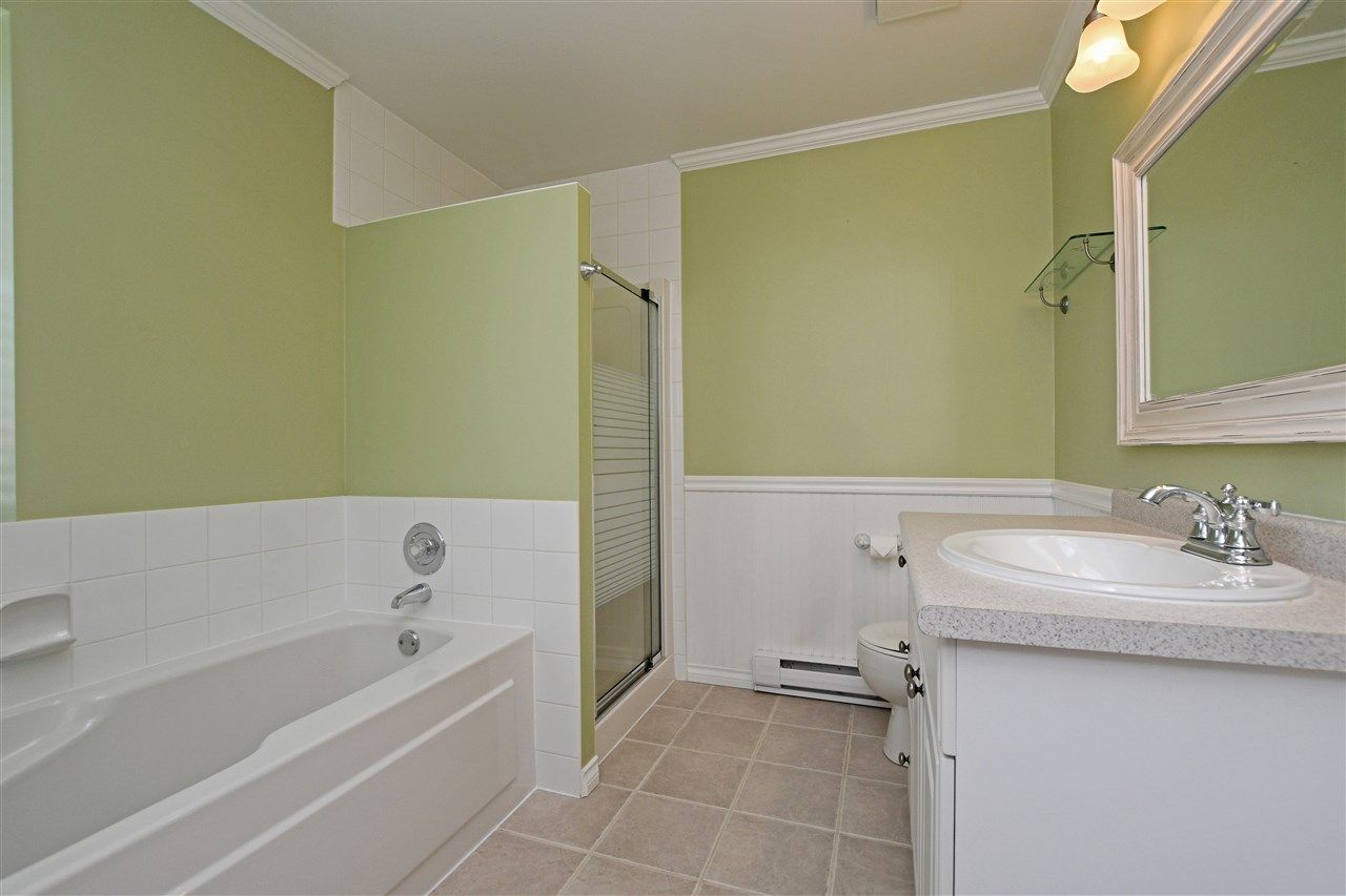 Photo 13: Photos: 15 4756 62 Street in Delta: Holly Townhouse for sale in "ASHLEY GREEN" (Ladner)  : MLS®# R2383202