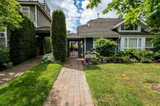 Photo 1: 5 227 E 11th Street in North Vancouver: Central Lonsdale Townhouse for sale : MLS®# R2074536
