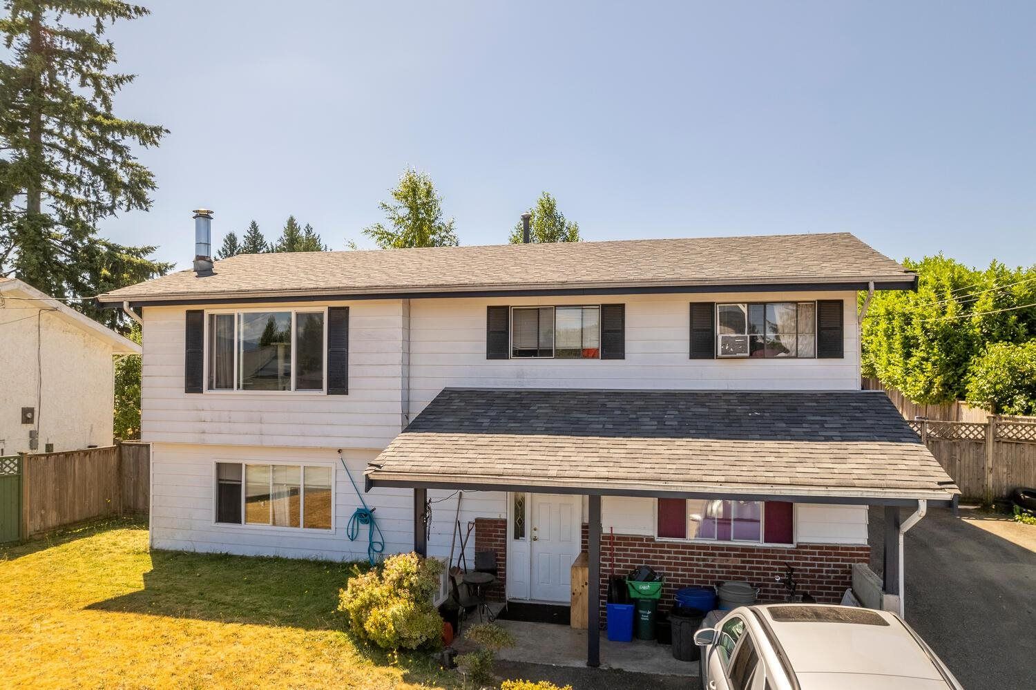 Main Photo: 33296 CHERRY Street in Mission: Mission BC House for sale : MLS®# R2603656