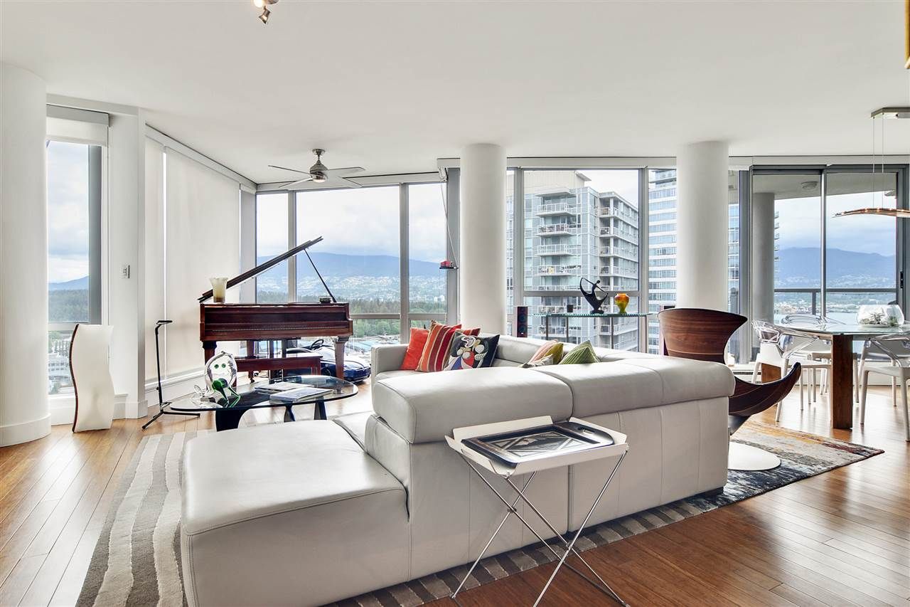 Main Photo: 2202 1228 W HASTINGS Street in Vancouver: Coal Harbour Condo for sale in "Palladio" (Vancouver West)  : MLS®# R2485869