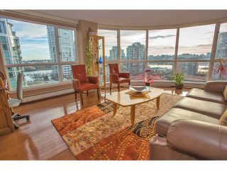Photo 1: 1005 283 DAVIE Street in Vancouver: Yaletown Condo for sale in "PACIFIC PLAZA" (Vancouver West)  : MLS®# V987240