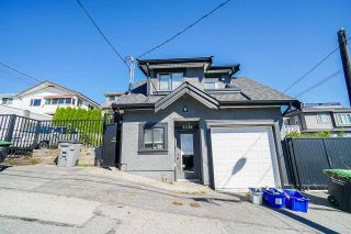 Photo 39: 3240 E 6TH AVENUE in Vancouver: Renfrew VE House for sale (Vancouver East)  : MLS®# R2497948