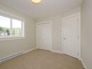 Photo 12: 3338 Hazelwood Rd in Langford: La Happy Valley House for sale : MLS®# 631000