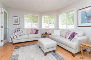Photo 11: 6264 Springlea Rd in Central Saanich: CS Tanner House for sale : MLS®# 962042