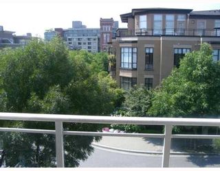 Photo 9: 201 2768 CRANBERRY Drive in Vancouver: Kitsilano Condo for sale in "ZYDECO" (Vancouver West)  : MLS®# V780798