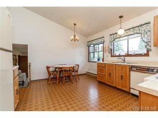 Photo 4: 795 Pepin Pl in VICTORIA: SW Northridge House for sale (Saanich West)  : MLS®# 712975