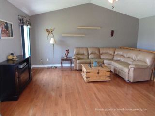 Photo 3: 2819 Perry Avenue in Ramara: Brechin House (Bungalow-Raised) for sale : MLS®# X3501220