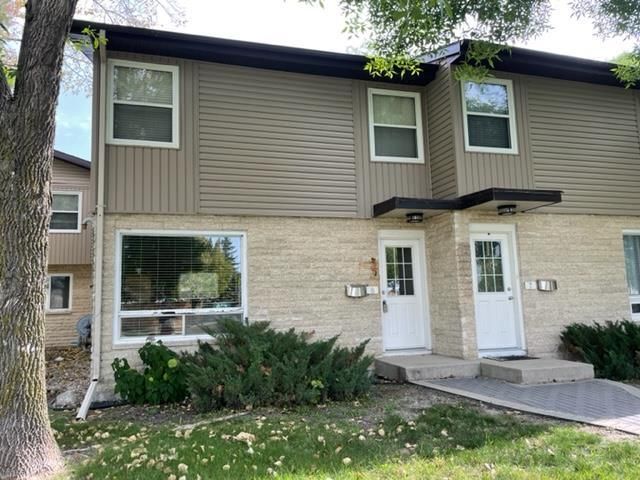 Main Photo: 8 1445 Rothesay Street in Winnipeg: North Kildonan Condominium for sale (3F)  : MLS®# 202222495