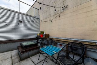 Photo 16: 696 W 16TH Avenue in Vancouver: Cambie Townhouse for sale in "HEATHERVIEW" (Vancouver West)  : MLS®# R2765398