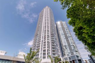 Photo 2: 4008 1888 GILMORE Avenue in Burnaby: Brentwood Park Condo for sale in "TRIOMPHE RESIDENCES" (Burnaby North)  : MLS®# R2720128