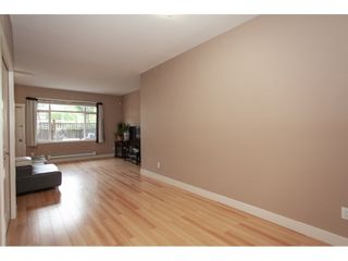 Photo 7: 20 13899 LAUREL Drive in Surrey: Whalley Townhouse for sale in "Emerald Gardens" (North Surrey)  : MLS®# R2308753