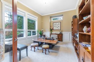 Photo 5: 3312 141 Street in Surrey: Elgin Chantrell House for sale (South Surrey White Rock)  : MLS®# R2733381