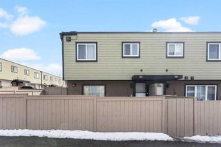 Main Photo: 106 3809 45 Street SW in Calgary: Glenbrook Row/Townhouse for sale : MLS®# A2118709
