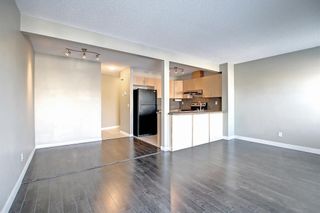 Photo 7: 384 Panatella Boulevard NW in Calgary: Panorama Hills Row/Townhouse for sale : MLS®# A2011748