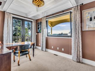 Photo 5: 1375 KERFOOT Road: White Rock House for sale (South Surrey White Rock)  : MLS®# R2871678