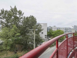 Photo 7: 419 350 E 2ND Avenue in Vancouver: Mount Pleasant VE Condo for sale in "MAINSPACE" (Vancouver East)  : MLS®# R2394505