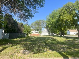 Photo 1: 59 3rd Street NW in Portage la Prairie: Vacant Land for sale : MLS®# 202314837