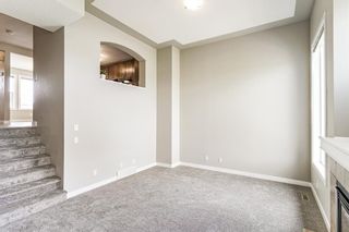 Photo 5: 20 Eversyde Park SW in Calgary: Evergreen Row/Townhouse for sale : MLS®# A1213117