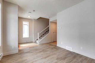 Photo 5: 57 Royal Elm Green NW in Calgary: Royal Oak Row/Townhouse for sale : MLS®# A2122522