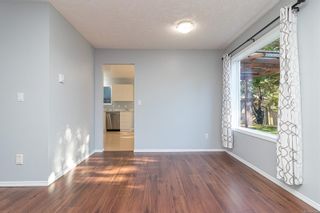 Photo 10: 807 Lampson St in Esquimalt: Es Old Esquimalt Half Duplex for sale : MLS®# 947380
