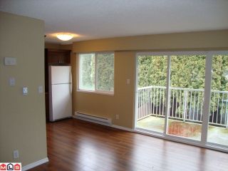 Photo 3: 5 33900 MAYFAIR Avenue in Abbotsford: Central Abbotsford Townhouse for sale in "MAYFAIR GARDENS" : MLS®# F1102333