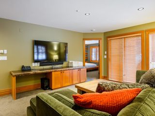 Photo 17: 1E 2300 NORDIC Drive in Whistler: Nordic Townhouse for sale in "At Nature's Door" : MLS®# R2664951