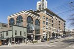 Main Photo: 207 105 W 2ND Street in North Vancouver: Lower Lonsdale Condo for sale in "Wallace & McDowell" : MLS®# R2813849