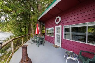 Photo 4: 23 EAST OF CROKER Island in North Vancouver: Indian Arm House for sale in "Helga Bay" : MLS®# R2846068