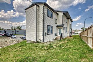 Photo 6: 471 34 Avenue NE in Calgary: Highland Park Semi Detached (Half Duplex) for sale : MLS®# A2109151