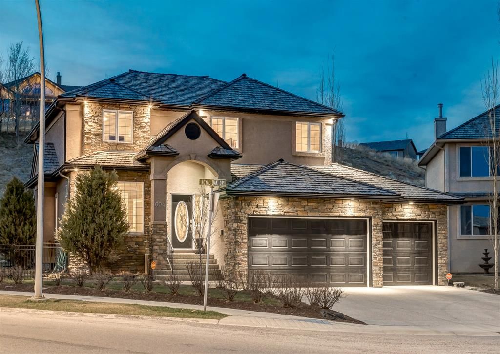 Main Photo: 604 ROYAL Court NW in Calgary: Royal Oak Detached for sale : MLS®# A1212677