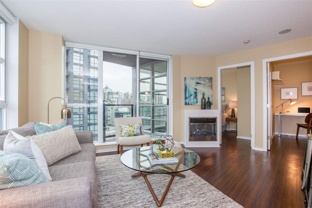 Main Photo: 1602 1199 SEYMOUR Street in Vancouver: Downtown VW Condo for sale in "THE BRAVA" (Vancouver West)  : MLS®# R2145349