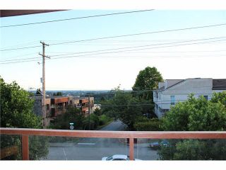 Photo 3: 202 315 TENTH Street in New Westminster: Uptown NW Condo for sale in "Springbok" : MLS®# R2058047