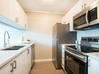 Photo 7: 2601 438 SEYMOUR Street in Vancouver: Downtown VW Condo for sale in "CONFERENCE PLAZA" (Vancouver West)  : MLS®# R2221767