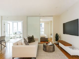 Photo 10: 506 1833 CROWE Street in Vancouver: False Creek Condo for sale in "The Foundry" (Vancouver West)  : MLS®# R2513678
