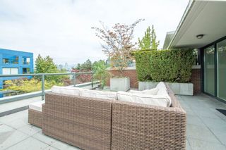 Photo 13: 1451 W 7TH Avenue in Vancouver: Fairview VW Townhouse for sale in "SIENNA @ PORTICO" (Vancouver West)  : MLS®# R2107774