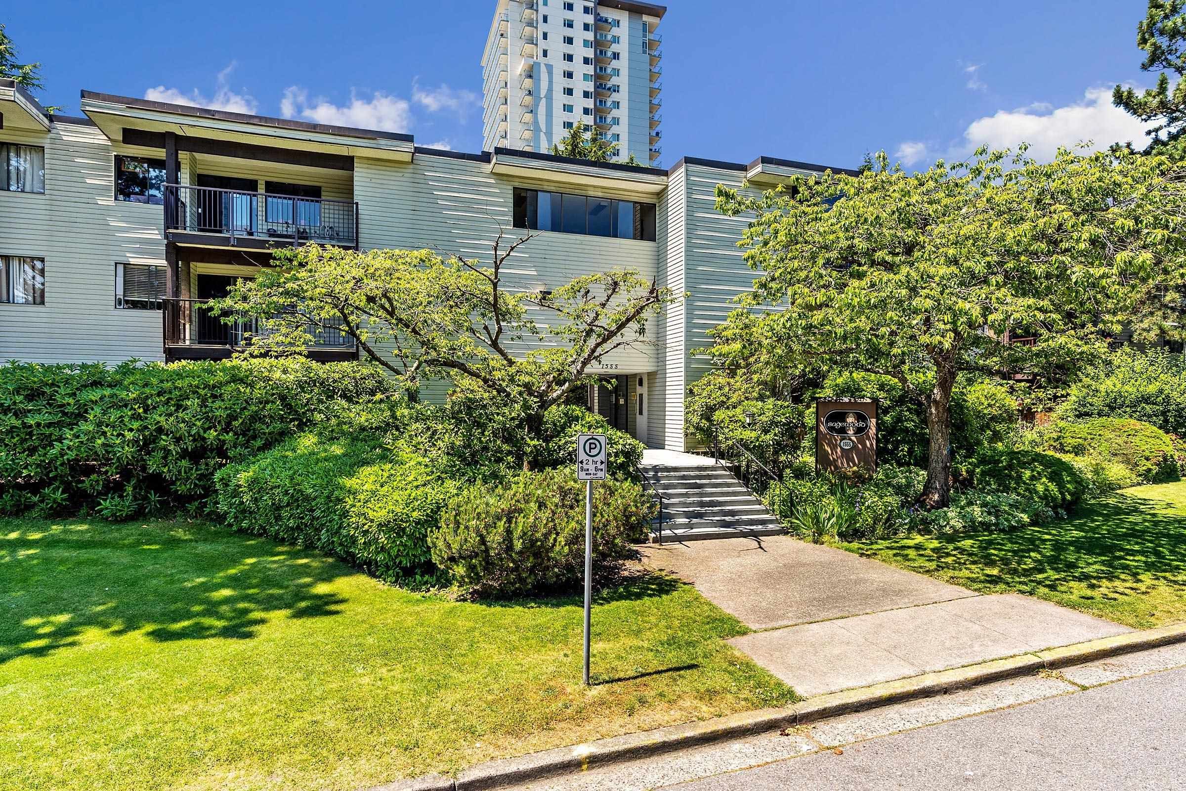 Main Photo: 312 1555 FIR Street: White Rock Condo for sale in "Sagewood Place" (South Surrey White Rock)  : MLS®# R2706059