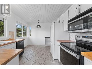 Photo 16: 3903 17 Street East Hill: Okanagan Shuswap Real Estate Listing: MLS®# 10308971