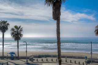 Photo 8: PACIFIC BEACH Condo for sale : 2 bedrooms : 4465 Ocean #34 in San Diego