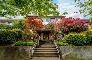 Photo 2: 236 588 E 5TH Avenue in Vancouver: Mount Pleasant VE Condo for sale in "McGregor House" (Vancouver East)  : MLS®# R2781563