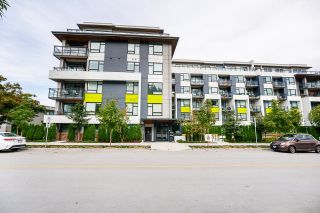 Photo 2: 302 3018 ST GEORGE Street in Port Moody: Port Moody Centre Condo for sale in "The George" : MLS®# R2727606