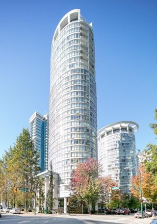 Photo 3: 1903 1200 ALBERNI Street in Vancouver: West End VW Condo for sale in "THE PACIFIC PALISADES" (Vancouver West)  : MLS®# R2211458