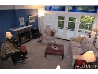 Photo 3:  in VICTORIA: SE Quadra Row/Townhouse for sale (Saanich East)  : MLS®# 363647