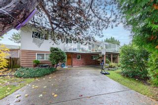Photo 1: 8080 MINLER Road in Richmond: Woodwards House for sale : MLS®# R2829527