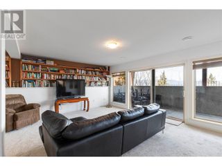Photo 34: 755 South Crest Drive in Kelowna: House for sale : MLS®# 10308153