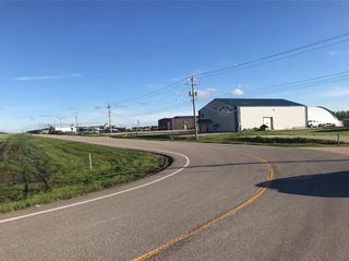 Photo 3: 1003 QUEST Boulevard in Ile Des Chenes: Industrial / Commercial / Investment for lease (R07)  : MLS®# 202332272