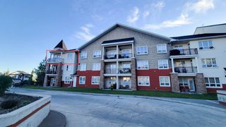Main Photo: 457 26 Val Gardena View SW in Calgary: Springbank Hill Apartment for sale : MLS®# A2003177