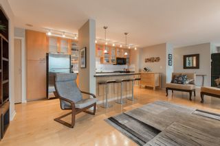 Photo 5: 2603 969 RICHARDS Street in Vancouver: Downtown VW Condo for sale in "Mondrian 2" (Vancouver West)  : MLS®# R2135133
