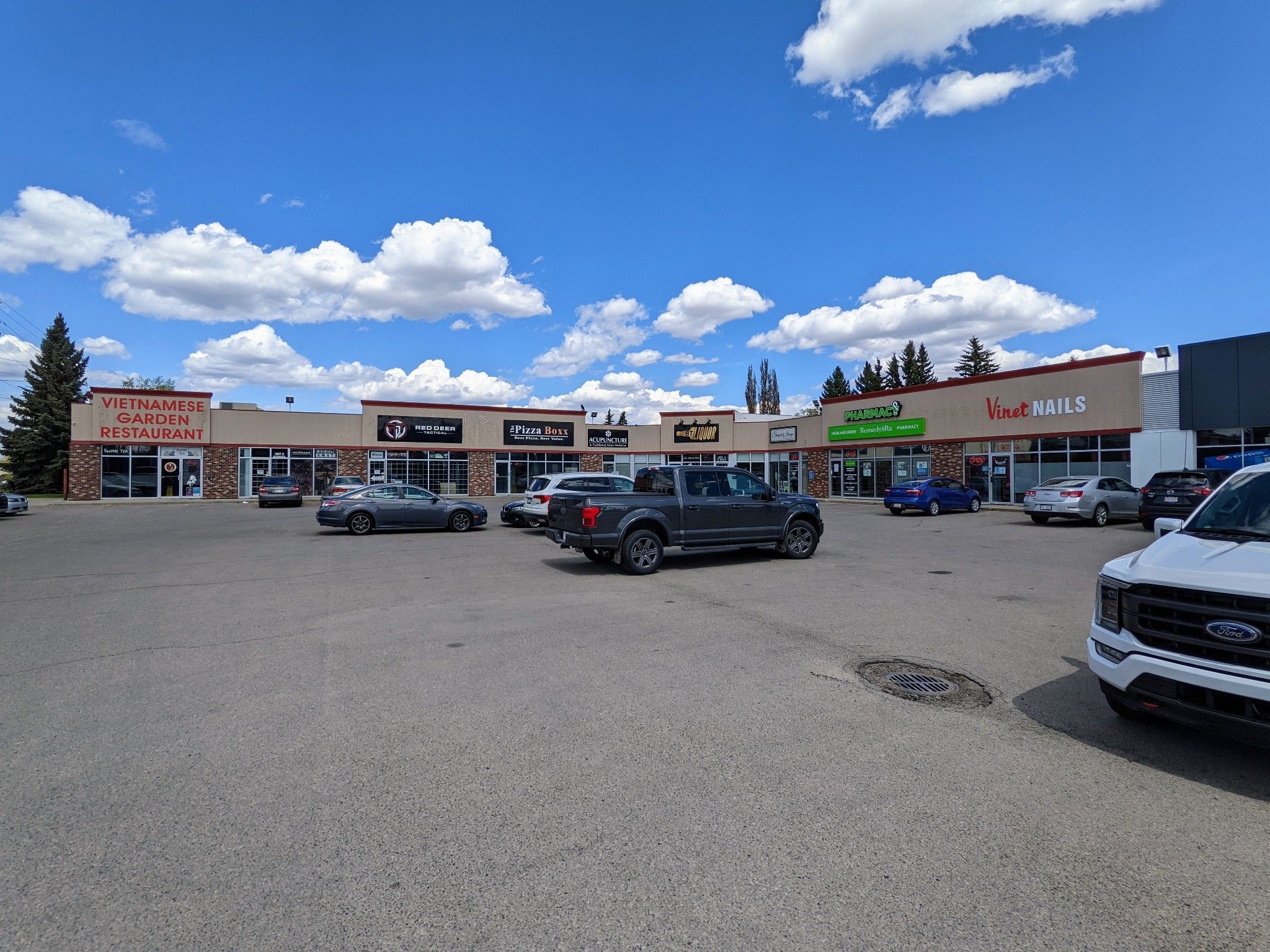Main Photo: 88 Howarth Street in Red Deer: Commercial for sale