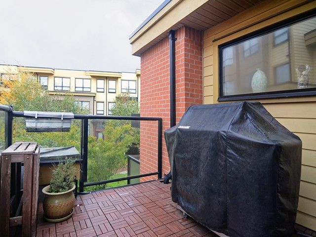 Main Photo: # 135 1863 STAINSBURY AV in Vancouver: Victoria VE Condo for sale (Vancouver East)  : MLS®# V1090916