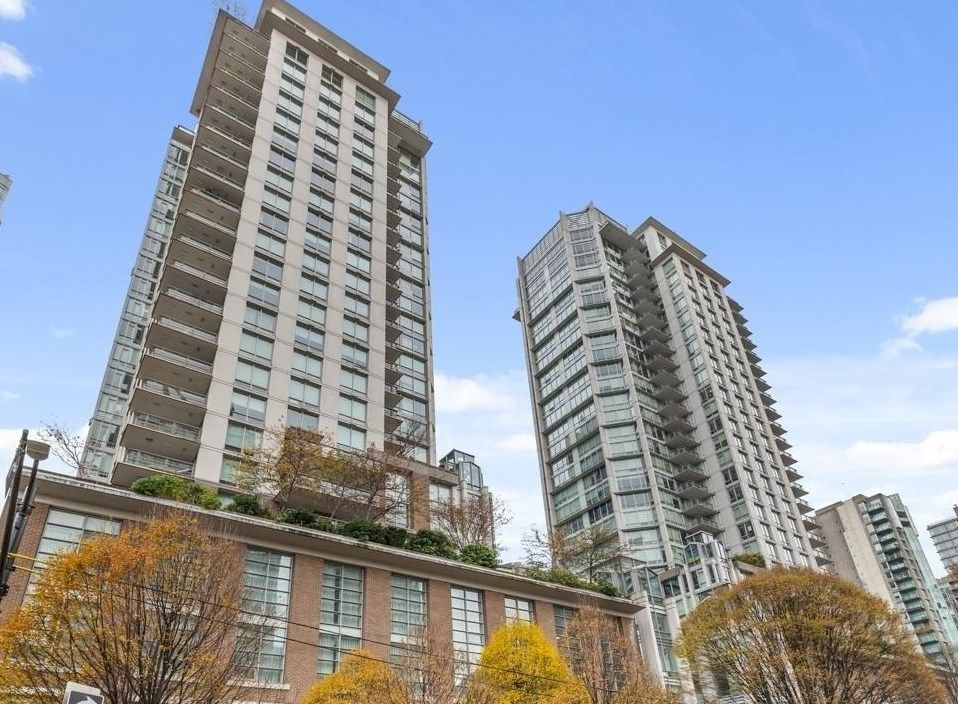Main Photo: 1607 565 SMITHE Street in Vancouver: Downtown VW Condo for sale in "VITA" (Vancouver West)  : MLS®# R2829646